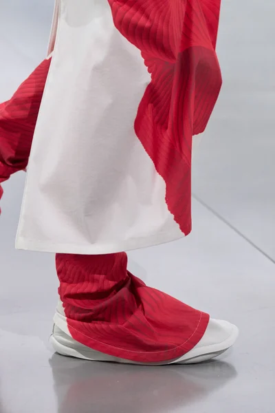 Look 4